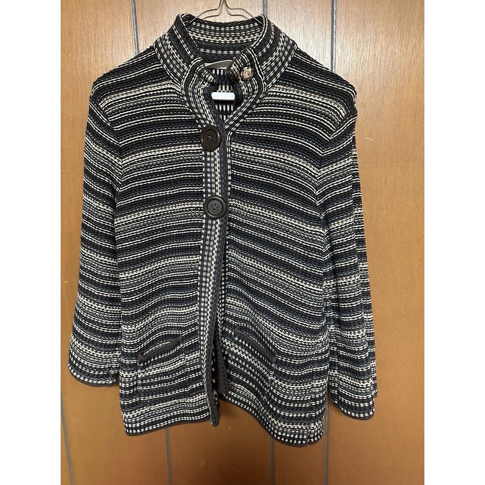 Croft & Barrow Women’s Sweater Jacket Size S Button Closure & Front Pockets
